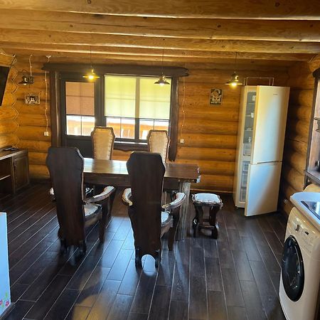 Отель Гостевая усадьба Кот Баюн и Кривая Уточка Teterivka Экстерьер фото
